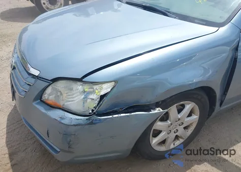 2006 Toyota Avalon Xl z USA, uszkodzony, nr VIN 4T1BK36B86U071148